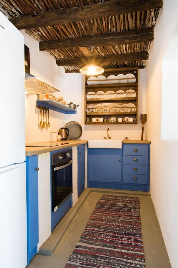 Vatha Traditional Cottage With A View Menetaí 외부 사진