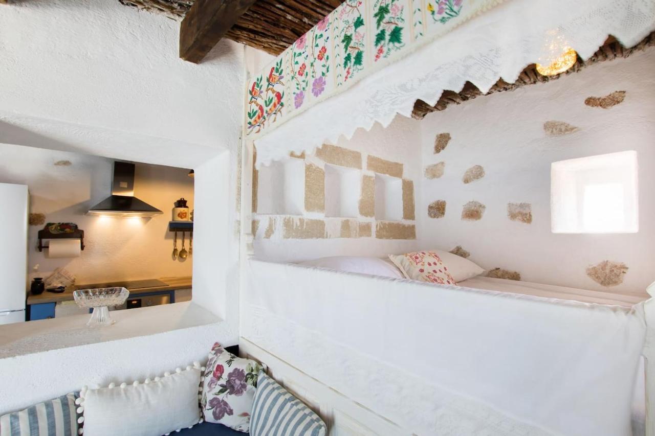 Vatha Traditional Cottage With A View Menetaí 외부 사진